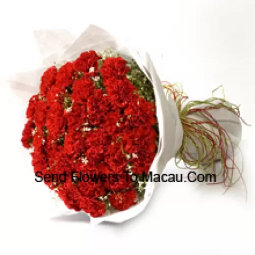 Bouquet de 37 oeillets rouges avec des garnitures saisonnières