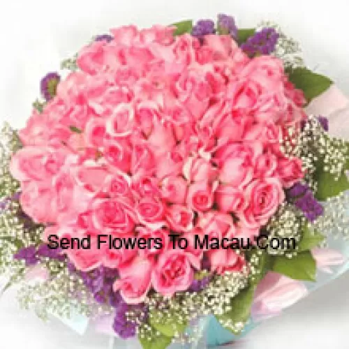 Bouquet de 101 roses roses avec des remplissages