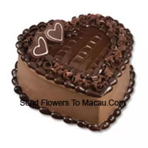 Gâteau au chocolat en forme de cœur de 1 kg (2,2 livres)