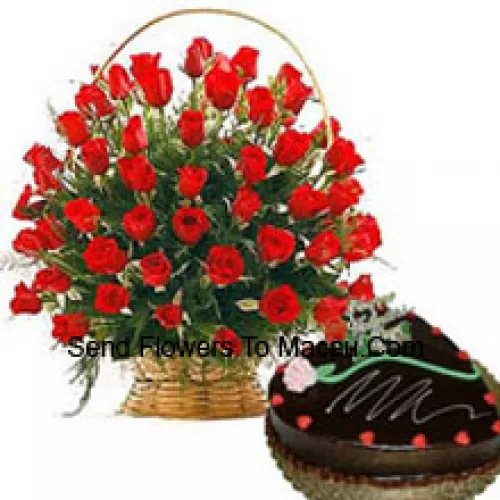 Un panier de 51 roses rouges avec des remplissages saisonniers et un gâteau au chocolat truffe en forme de cœur de 1 kg (2,2 lb)